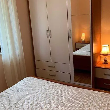 Nives - Three Bedroom With Terrace And Sea View 公寓