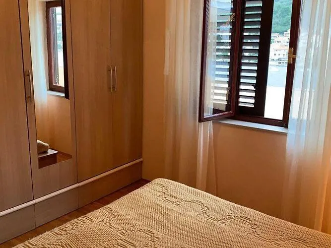 Apartment Nives - Three Bedroom With Terrace And Sea View