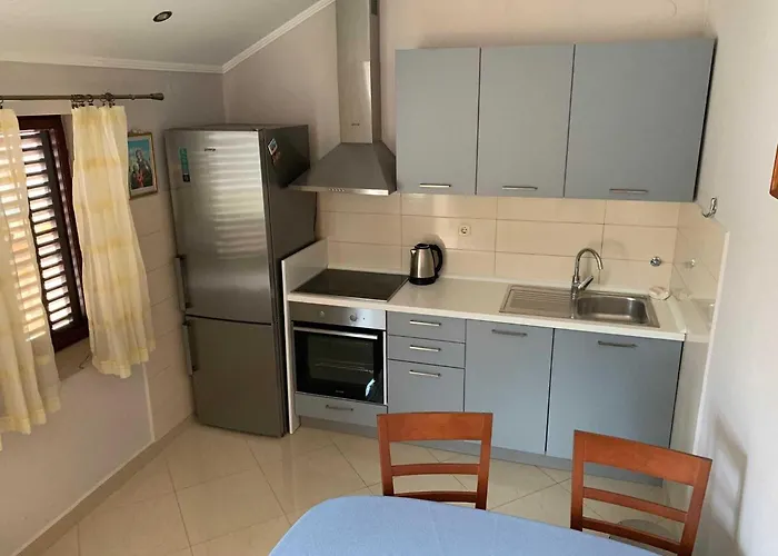 Apartment Nives - Three Bedroom With Terrace And Sea View *